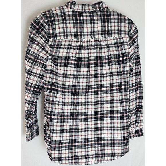 Croft & Barrow Black Red and White Plaid Flannel Shirt Womens Size M 100% Cotton - Picture 2 of 12